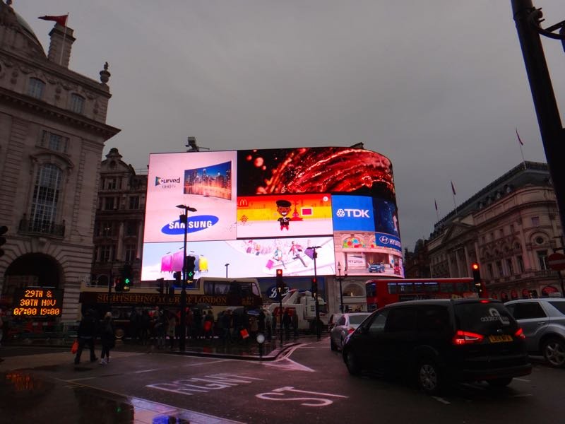 Piccadilly Circus